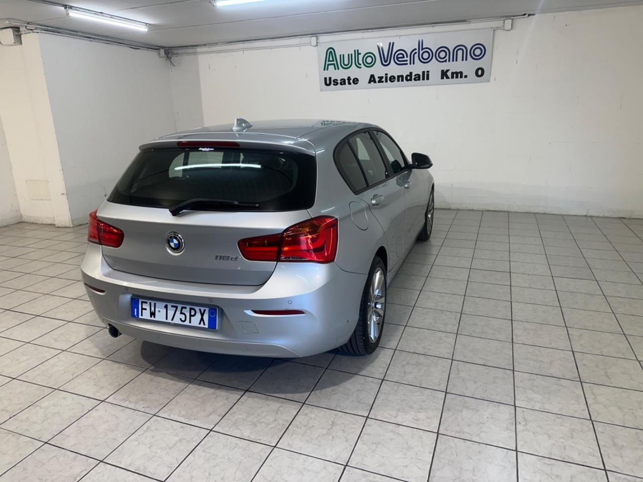 Bmw 116 116d 5p. Urban