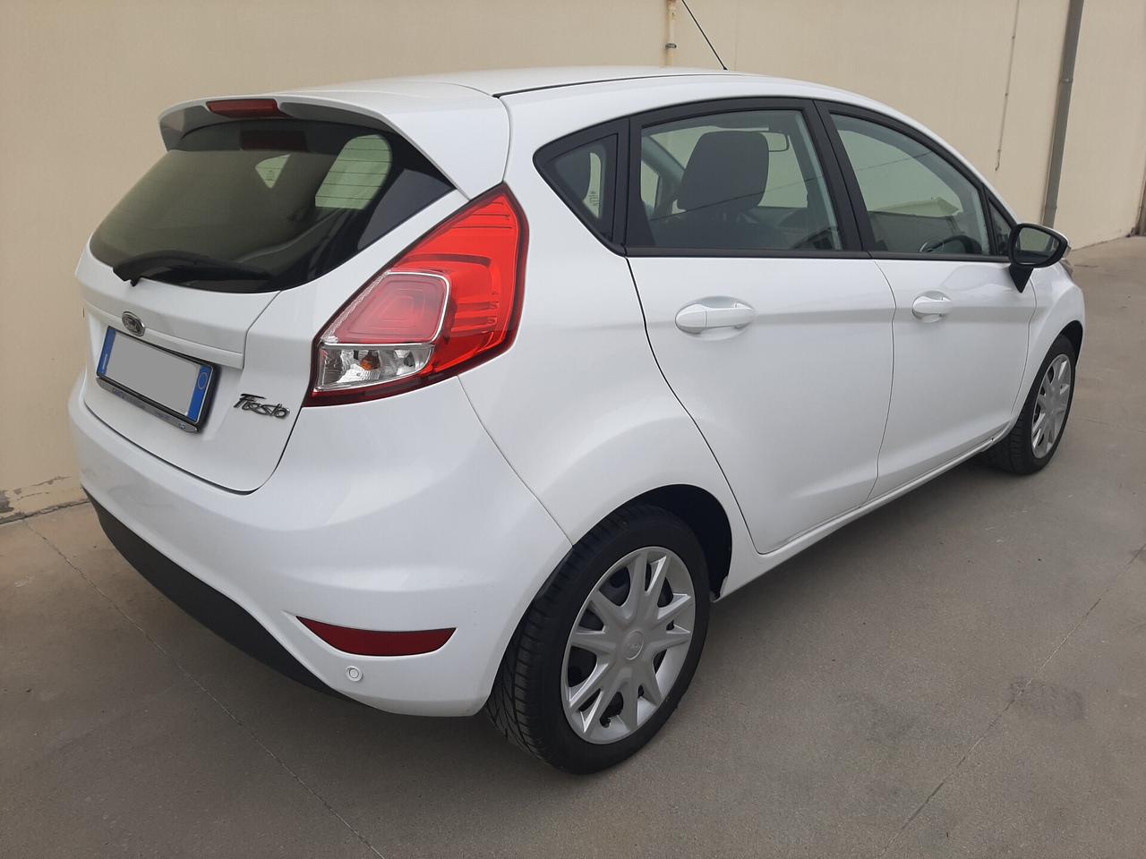 Ford Fiesta 1.5 TDCi 75CV 5 porte Business