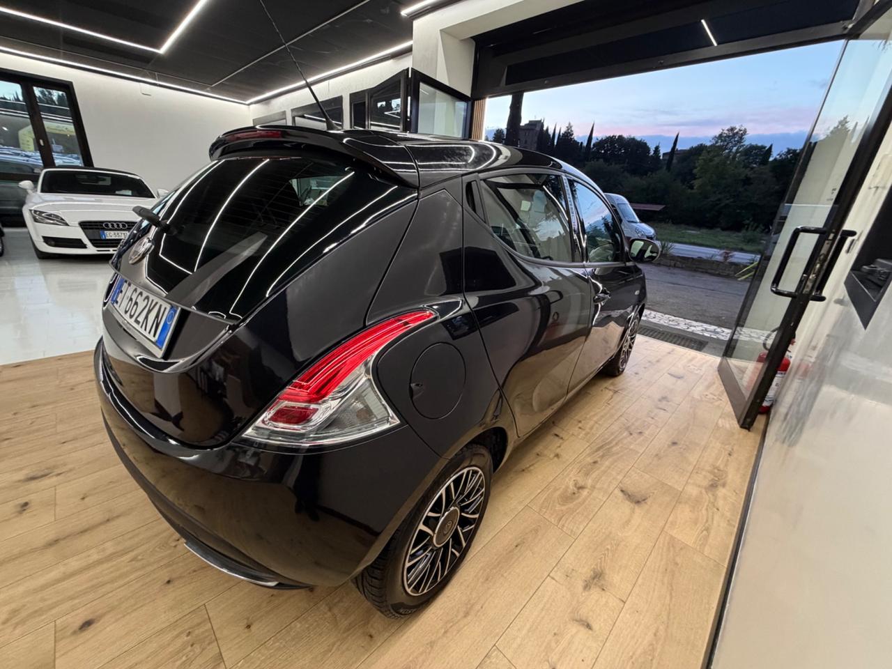Lancia Ypsilon 1.3 MJT 16V 95 CV 5 porte S&S Platinum
