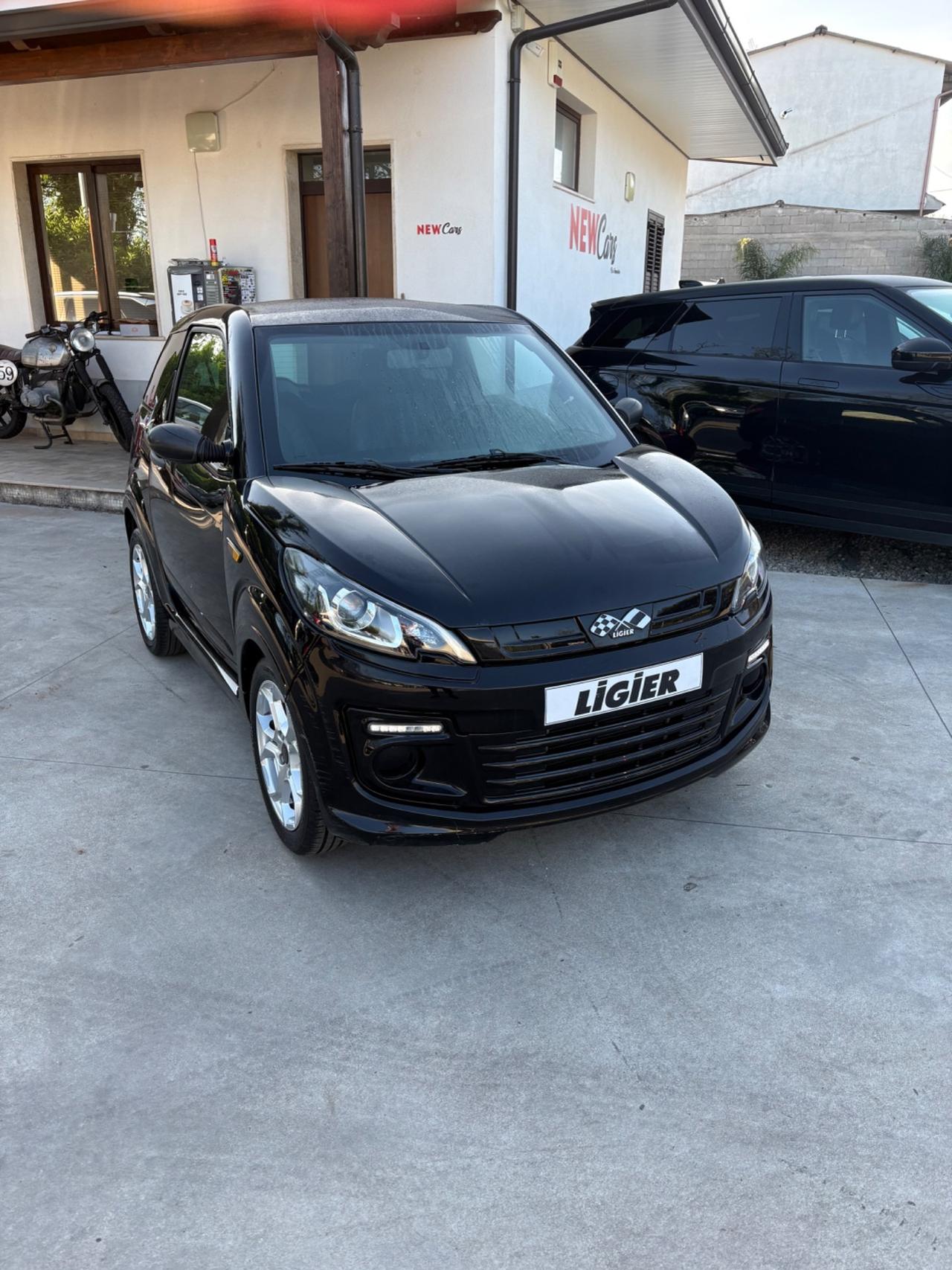 Ligier JS JS50 DCI Revolution Elegance Ice