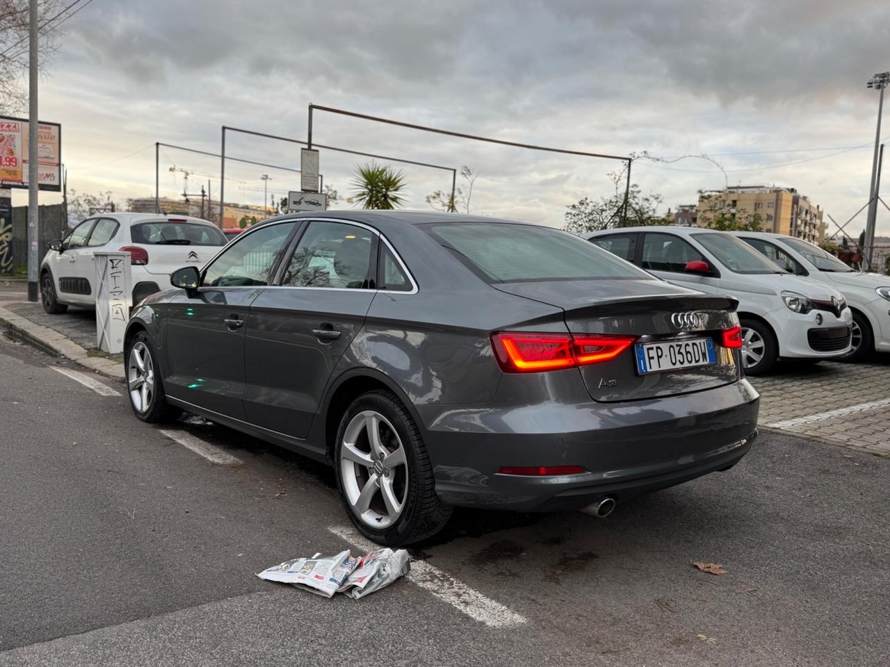 Audi A3 Sedan 1.6 TDI clean diesel Ambition