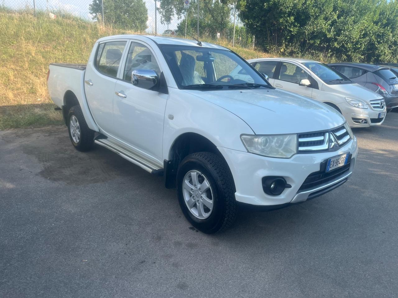 Mitsubishi L200 2014