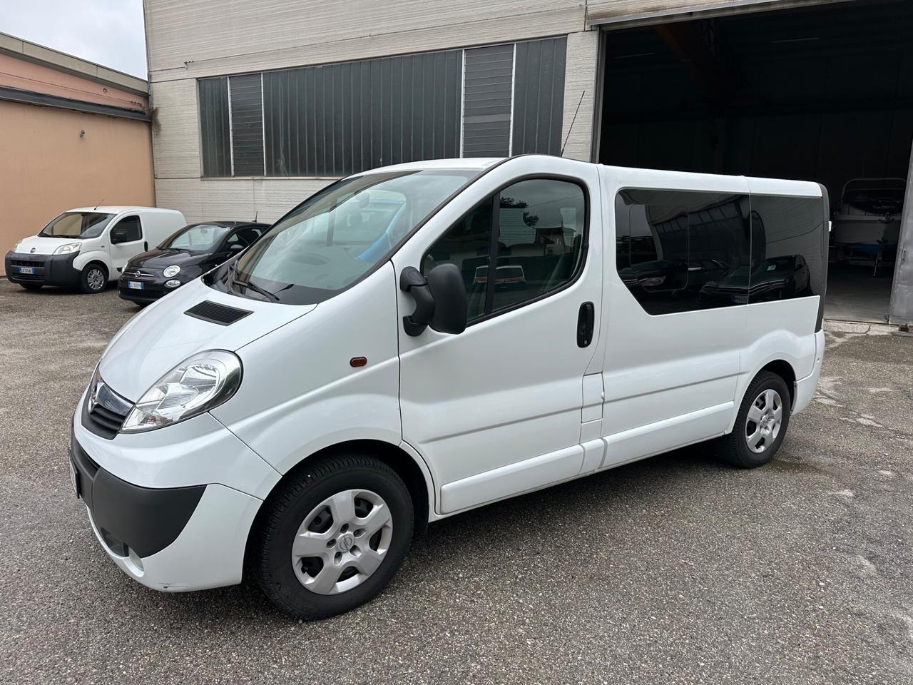 Opel Vivaro 2.0 CDTI Automatico 9 posti Finanziabile