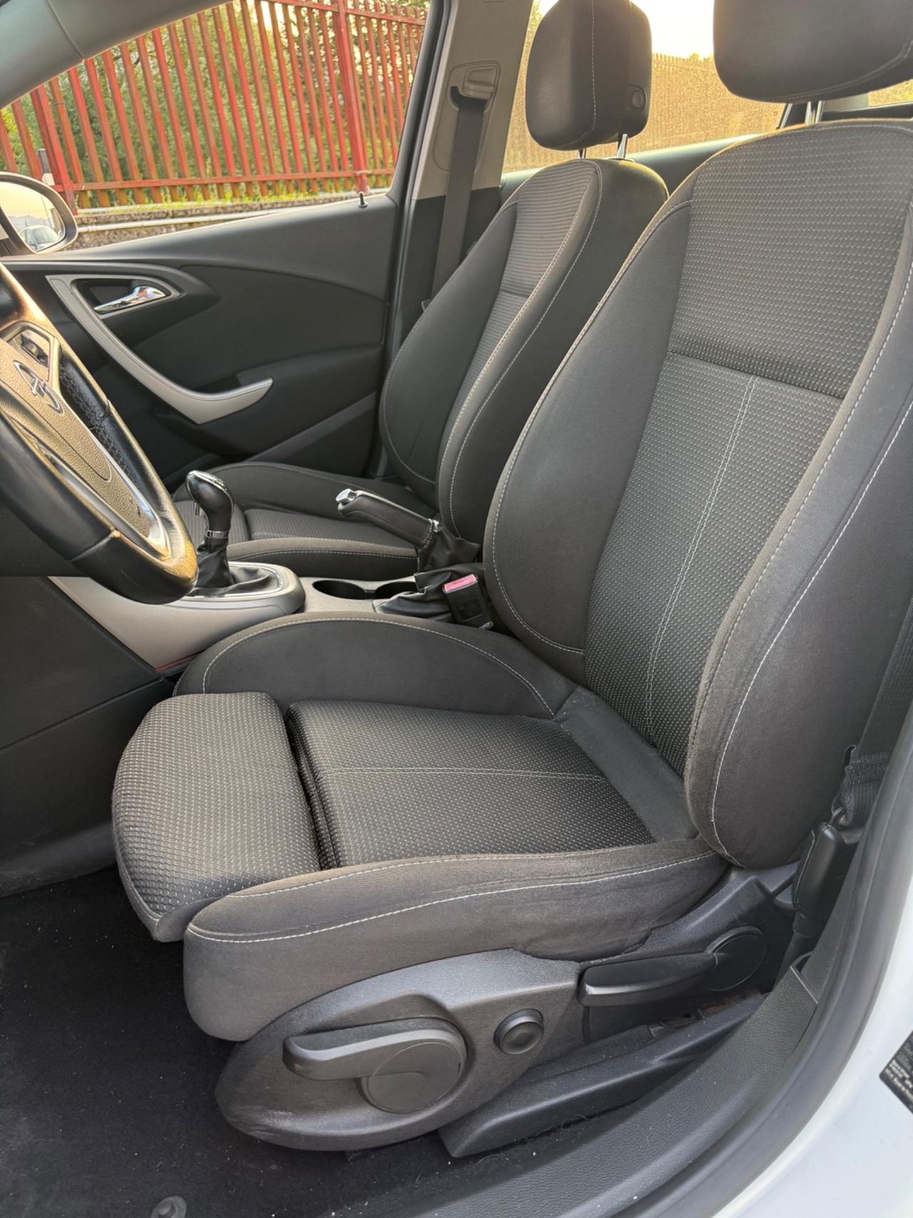 Opel Astra 1.7 CDTI 110CV 5 porte Cosmo