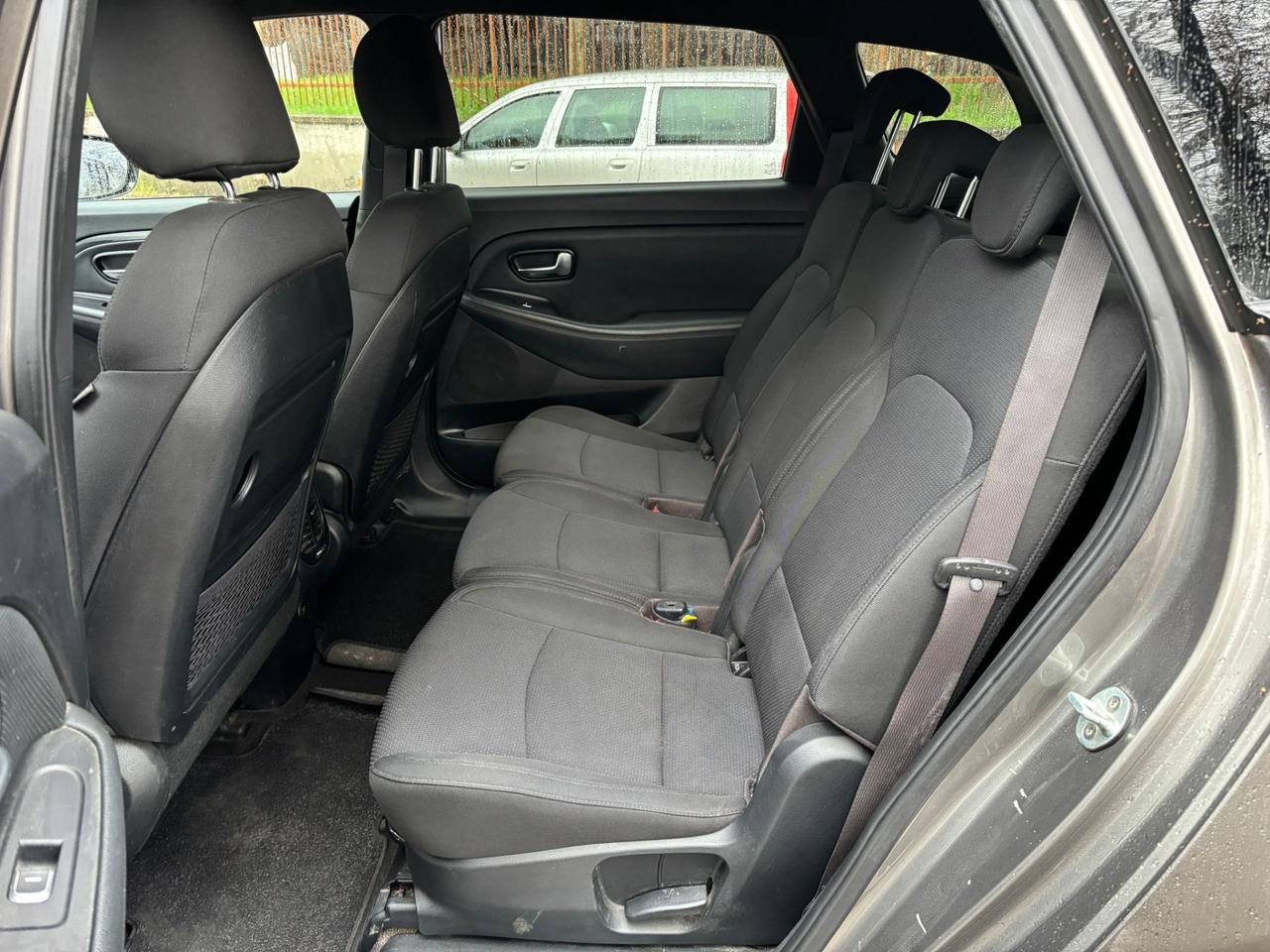 Kia Carens 1.7 CRDi 141 CV Platinum