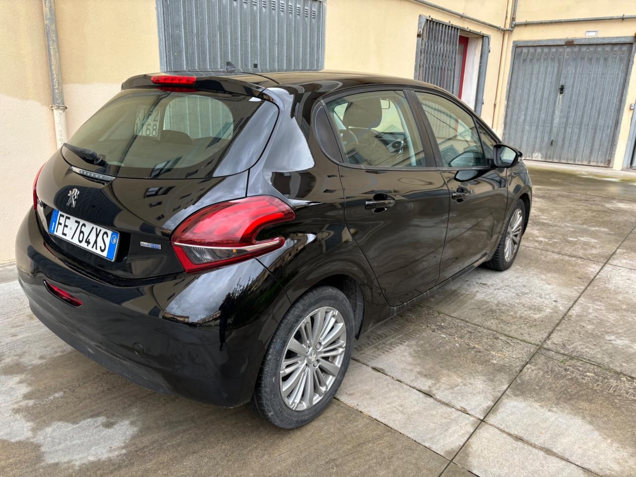 Peugeot 208 BlueHDi 75 S&S 5 porte Active