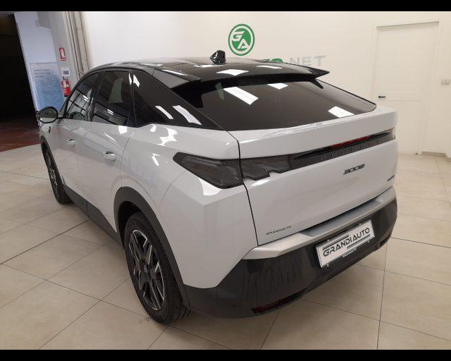 PEUGEOT 3008 1.2 hybrid GT 136cv e-dcs6