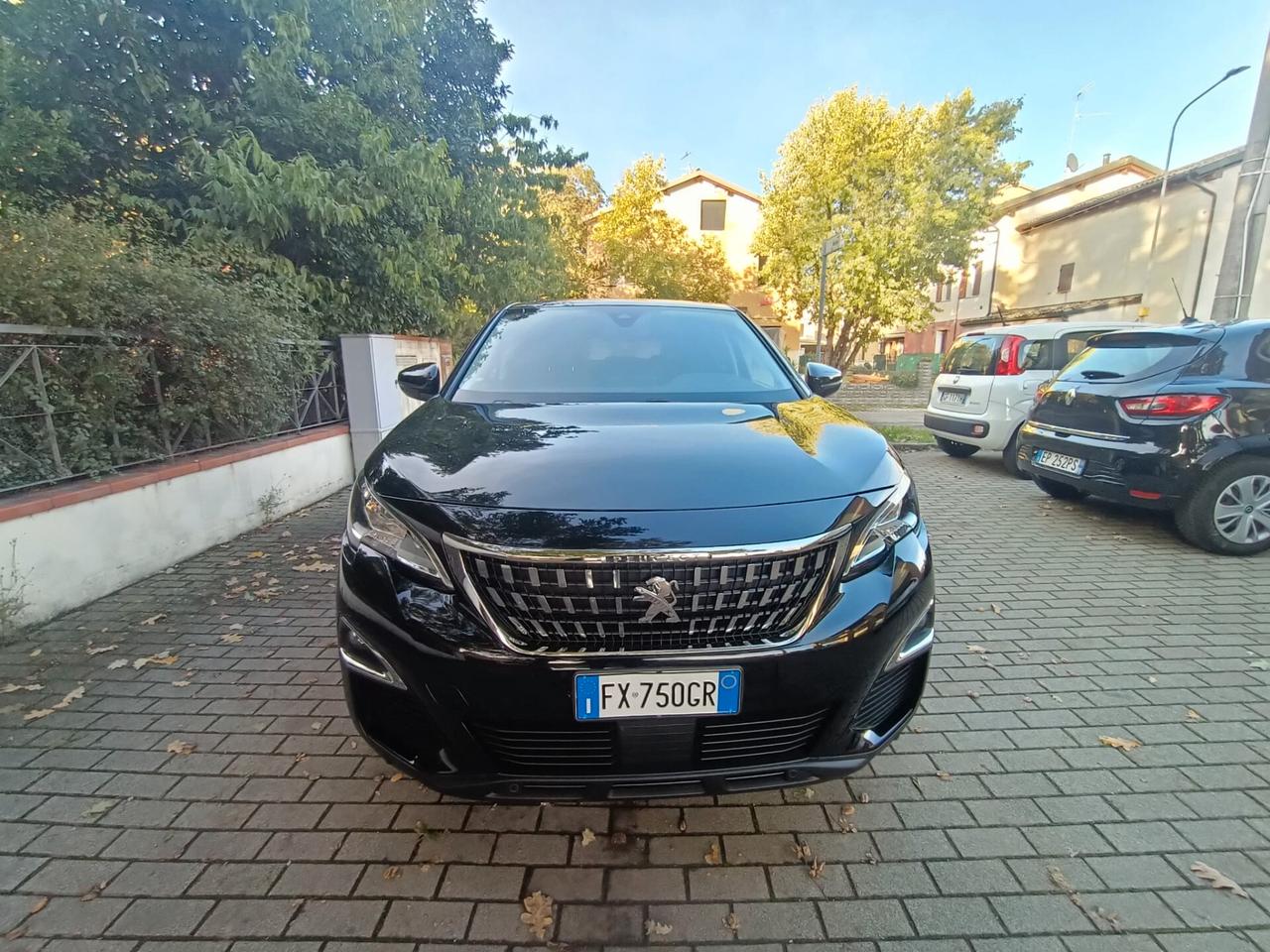 Peugeot 3008 BlueHDi 130 S&S EAT8 Allure