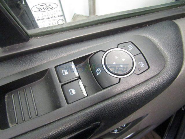 FORD Tourneo Custom 320 2.0 EcoBlue 130CV L2H1 Titanium 9 POSTI