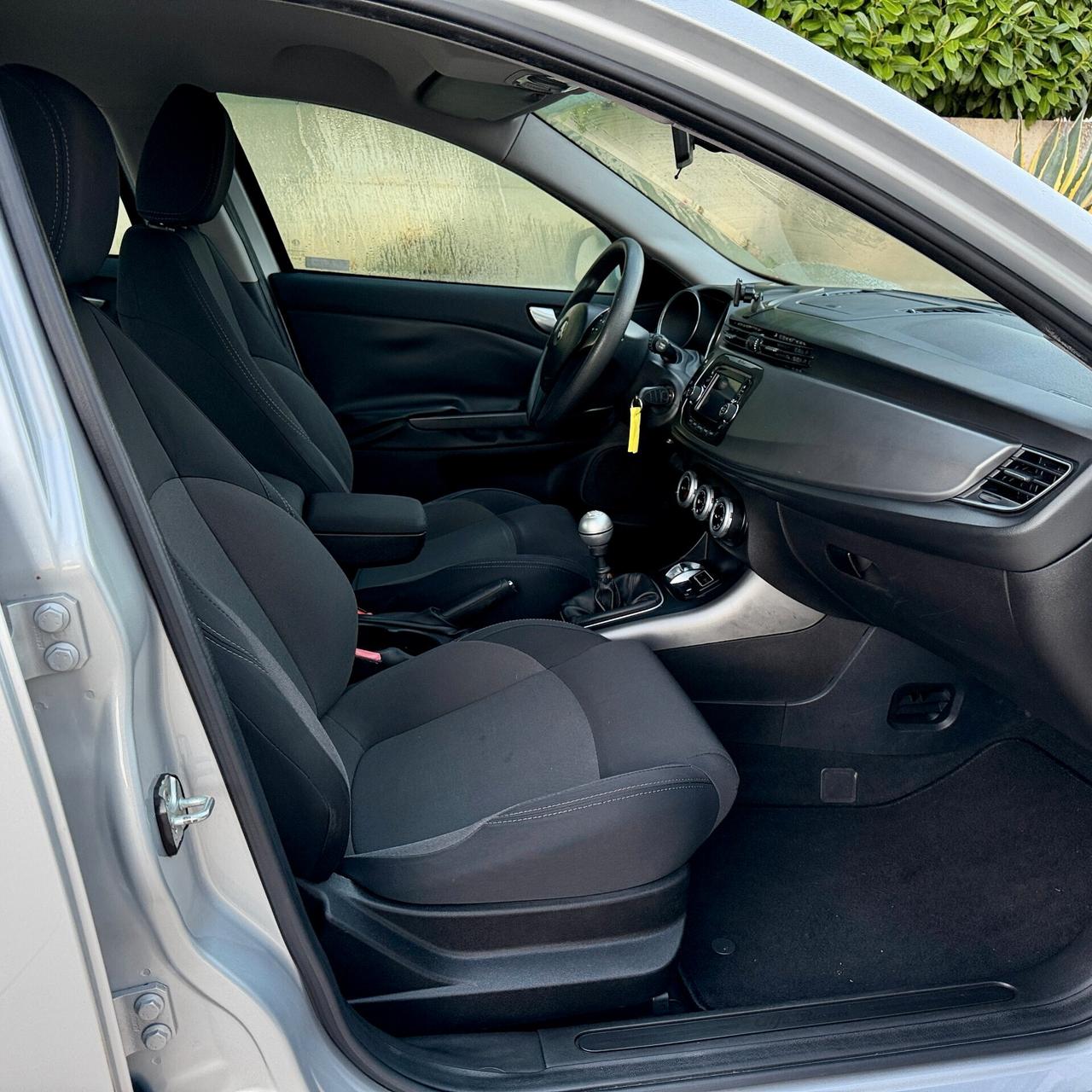 Alfa Giulietta 1.6 JTDm- 2 Progression 120 CV (E6B)