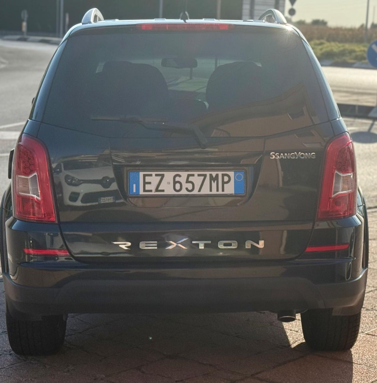 Ssangyong Rexton W 2.2 Diesel 4WD M/T Plus 7 POSTI