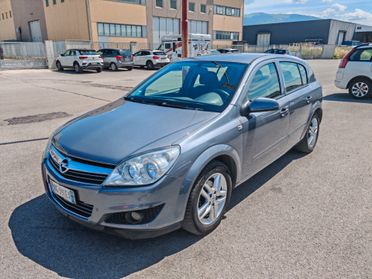 Opel Astra 1.3 CDTI 5 porte Club - Ok Neopatentato -