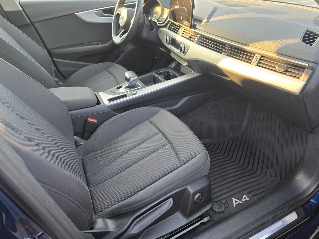 Audi A4 Avant 40 g-tron S tronic Business
