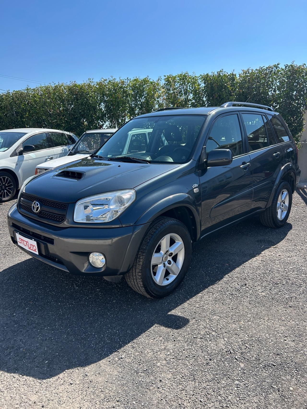 Toyota RAV 4 RAV4 2.0 Tdi D-4D cat 5 porte Sol