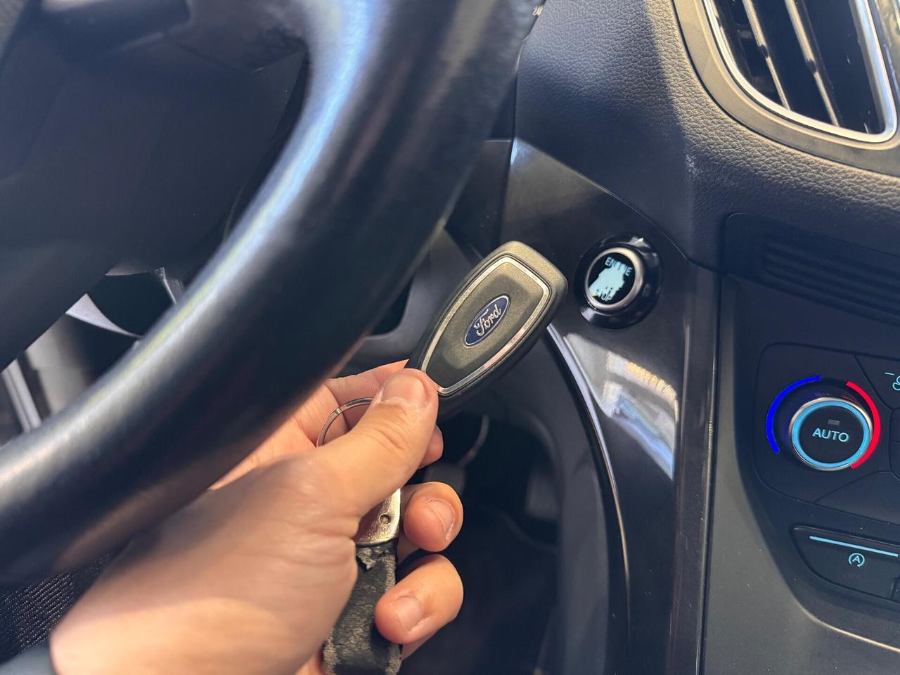 Ford C-Max 1.5 TDCi Titanium “NAVI-RETROCA”