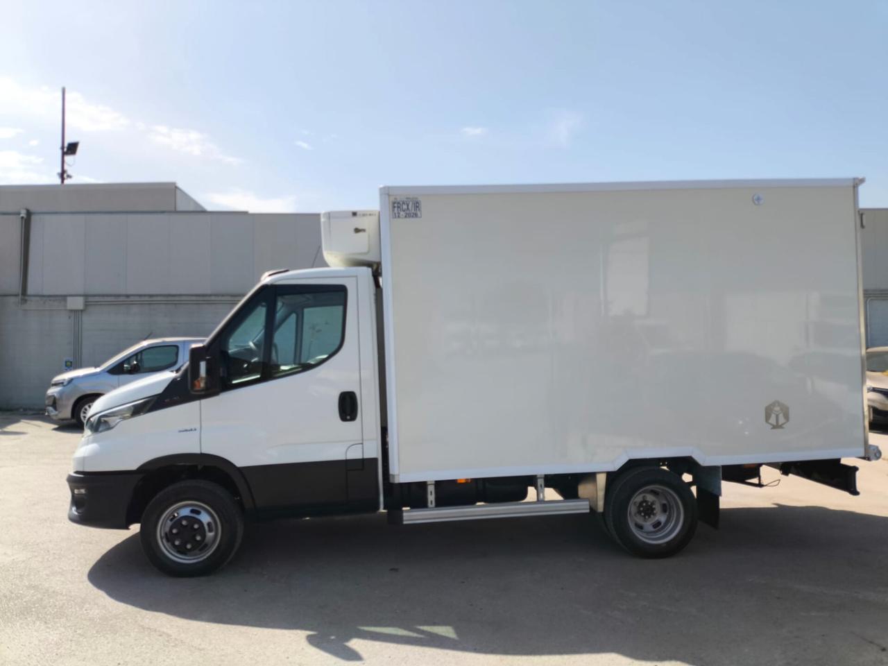 IVECO DAILY 35C16 GRUPPO E FRIGO THERMOKING STRADA RETE 380 V. RIF:3525
