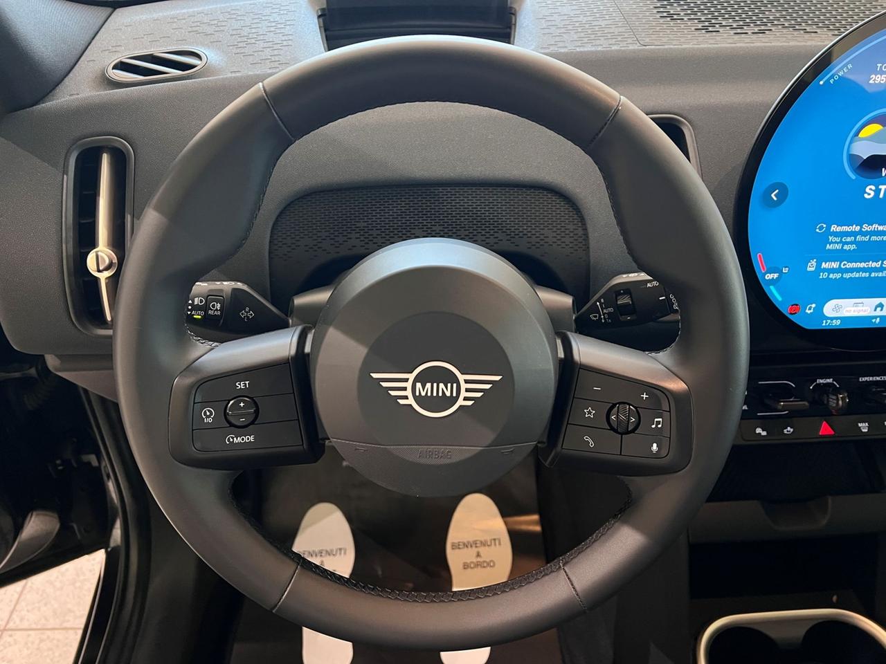MINI Mini Countryman U25 1.5 48V C Blackyard auto