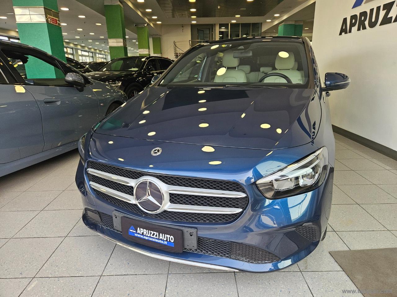 MERCEDES-BENZ B 180 d Automatic Sport