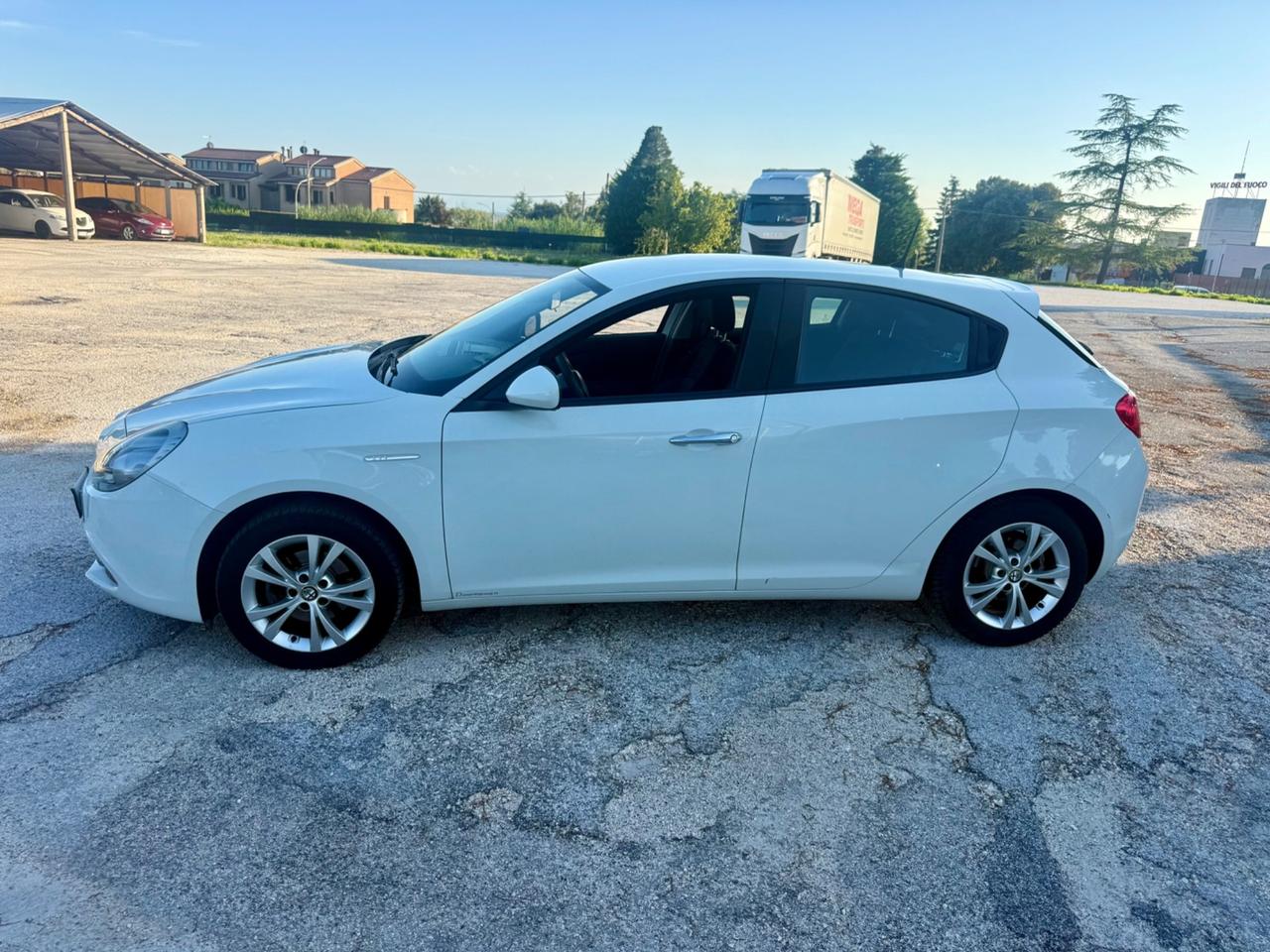 Alfa Giulietta Turbo Benzina Metano EURO6B Neopatentati