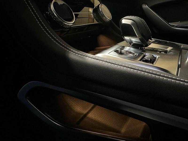 Jaguar F-Pace 2.0 D 163 CV AWD aut. R-Dynamic S