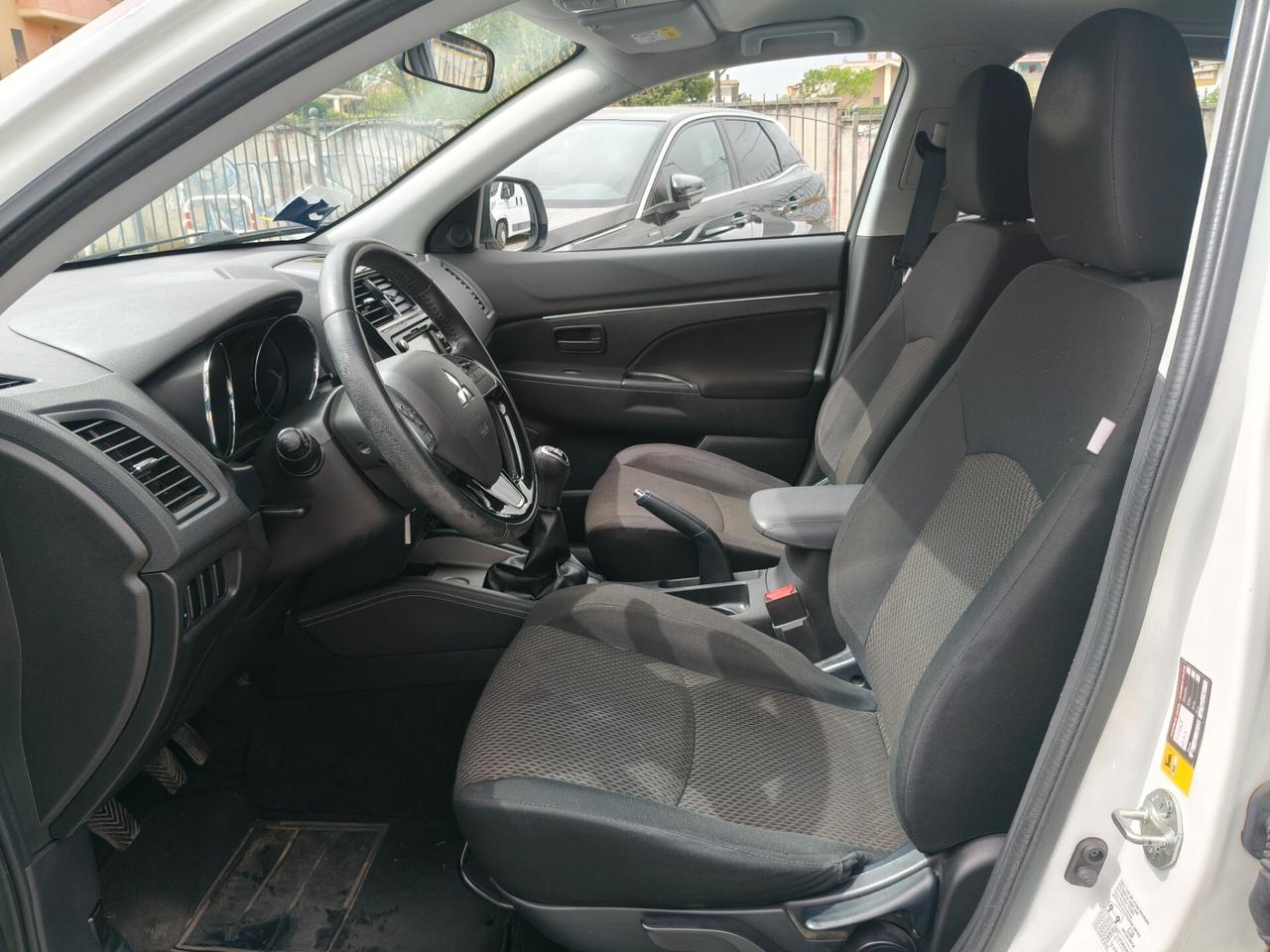 Mitsubishi ASX 1.6 2WD Instyle Navi unico proprietario