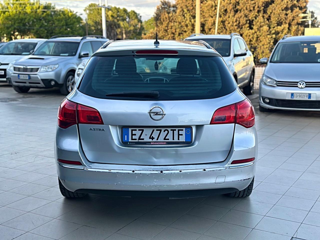 Opel Astra 1.4 Turbo 140CV Sports Tourer GPL Tech Elective