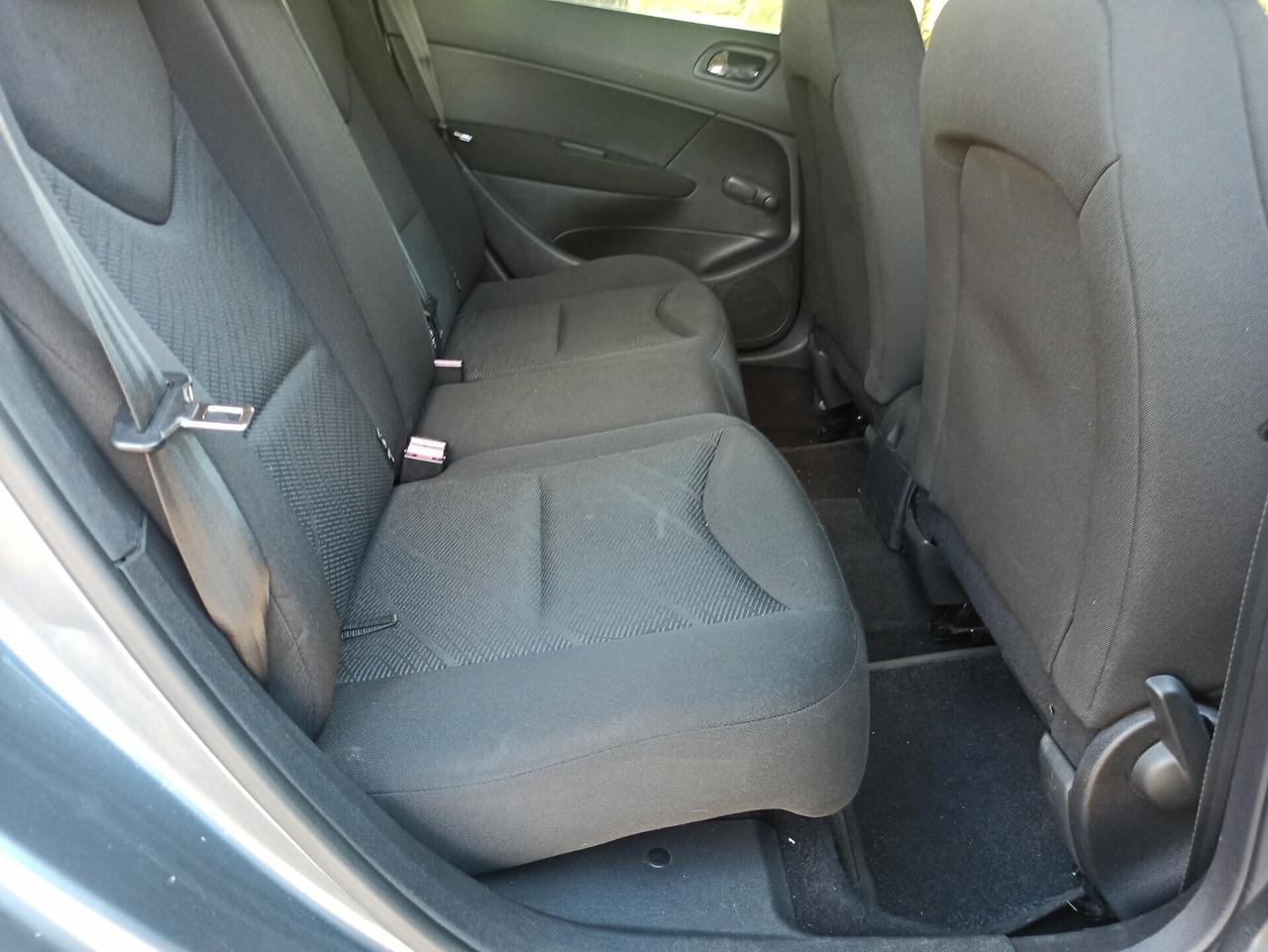 Peugeot 308 1.6 8V HDi 93CV SW Access