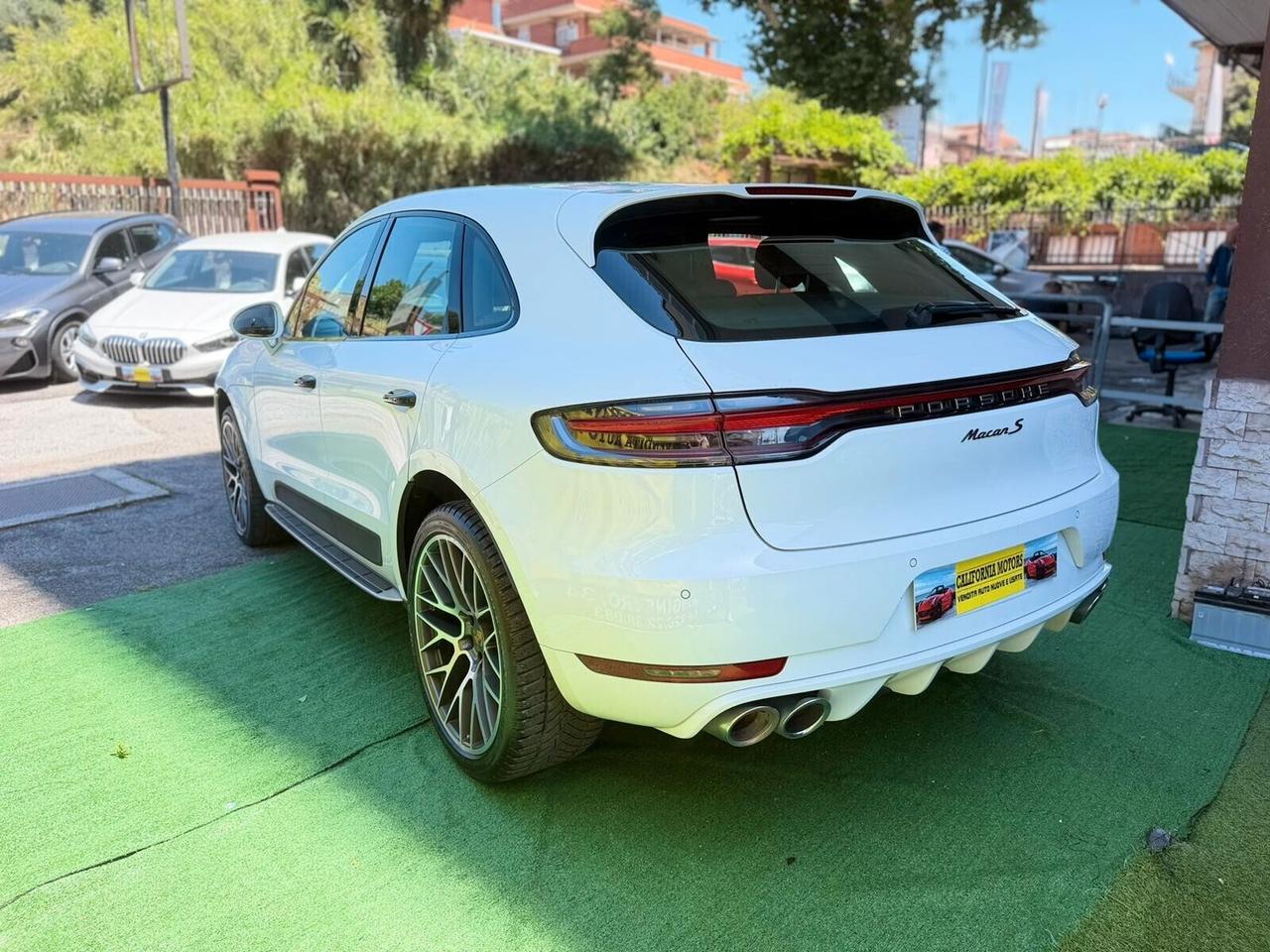 Porsche Macan 3.0 S benzina 353 cavalli pacchetto sport crono