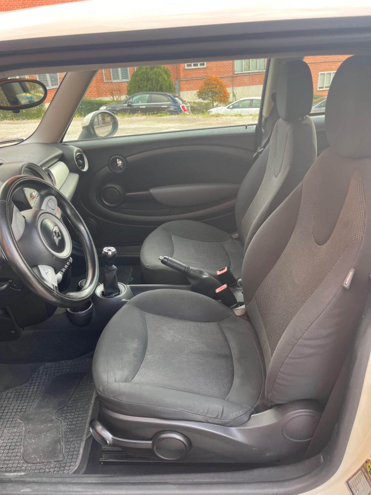 Mini Cooper D 1.6 Diesel PERFETTA NEOPATENTATI