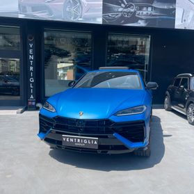 Lamborghini Urus 4.0 SE 2.000KM