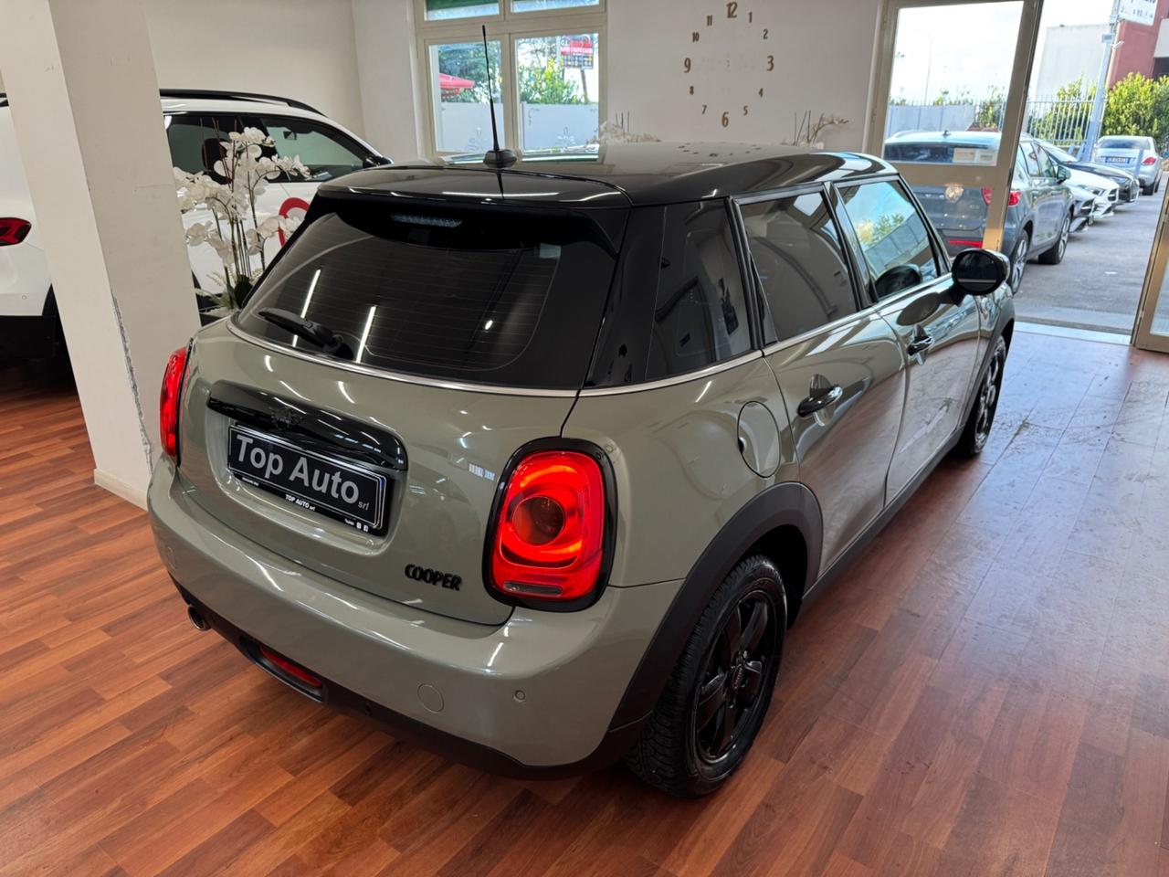 MINI 1.5 COOPER AUT. BUSINESS 5p. - MY20