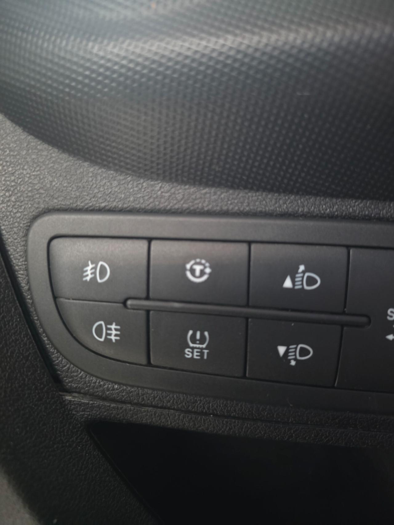 Fiat Qubo 1.3 MJT 80 CV Trekking