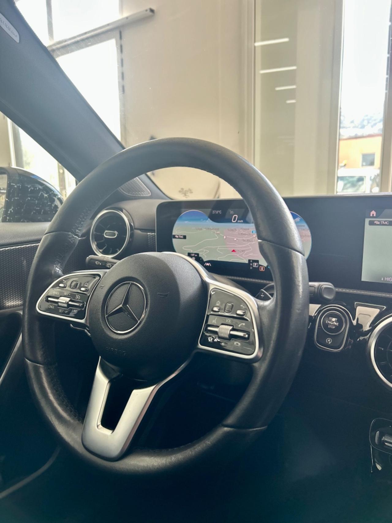 Mercedes CLASSE A 180 d Automatic Sport FINANZIABILE