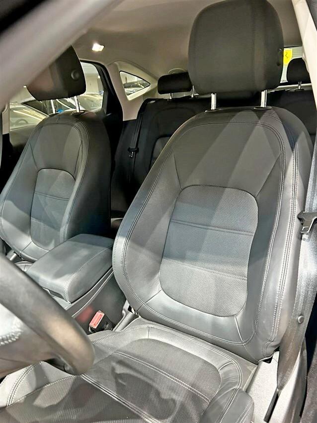 Jaguar E-Pace 2.0D I4 163 CV SE