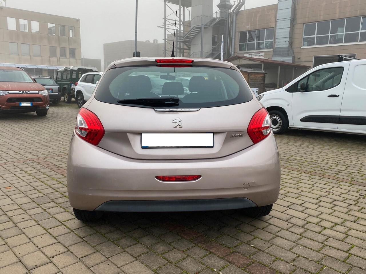 Peugeot 208 1.2 VTi 82 CV 5 porte Active