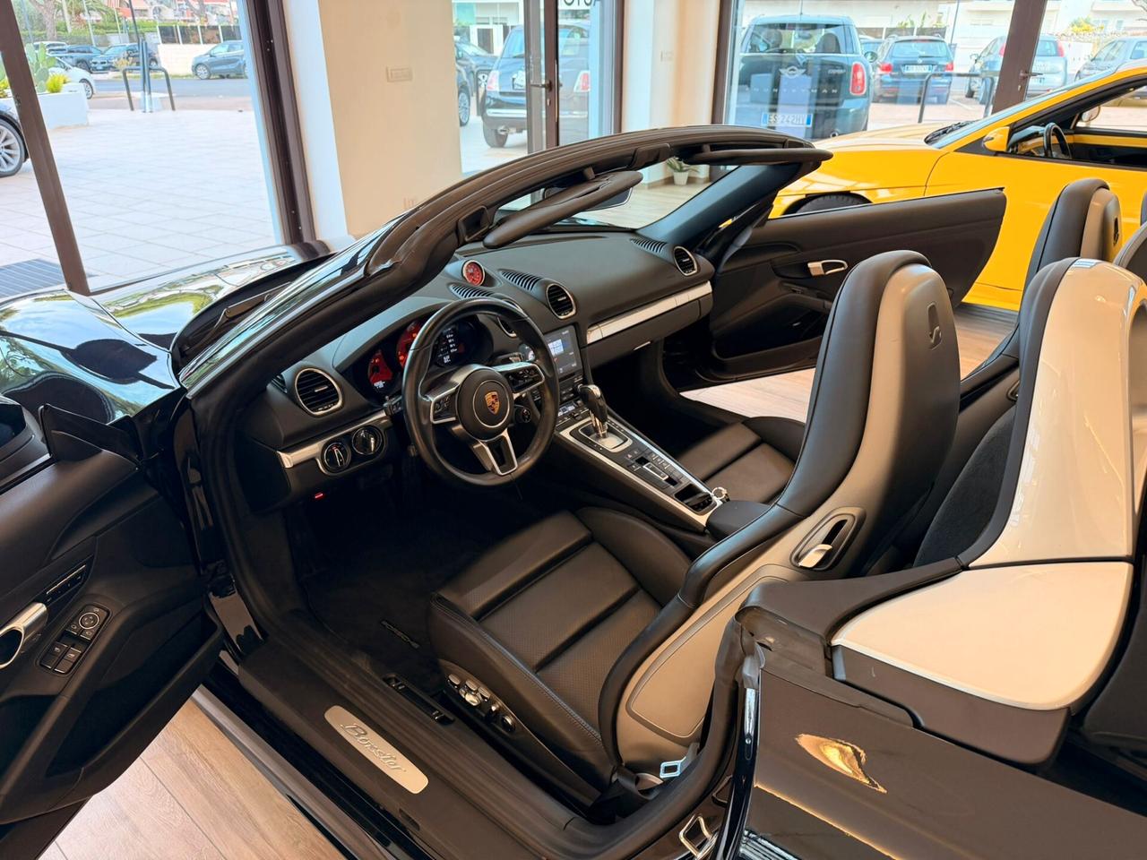 Porsche 718 Spyder Boxster 2.0