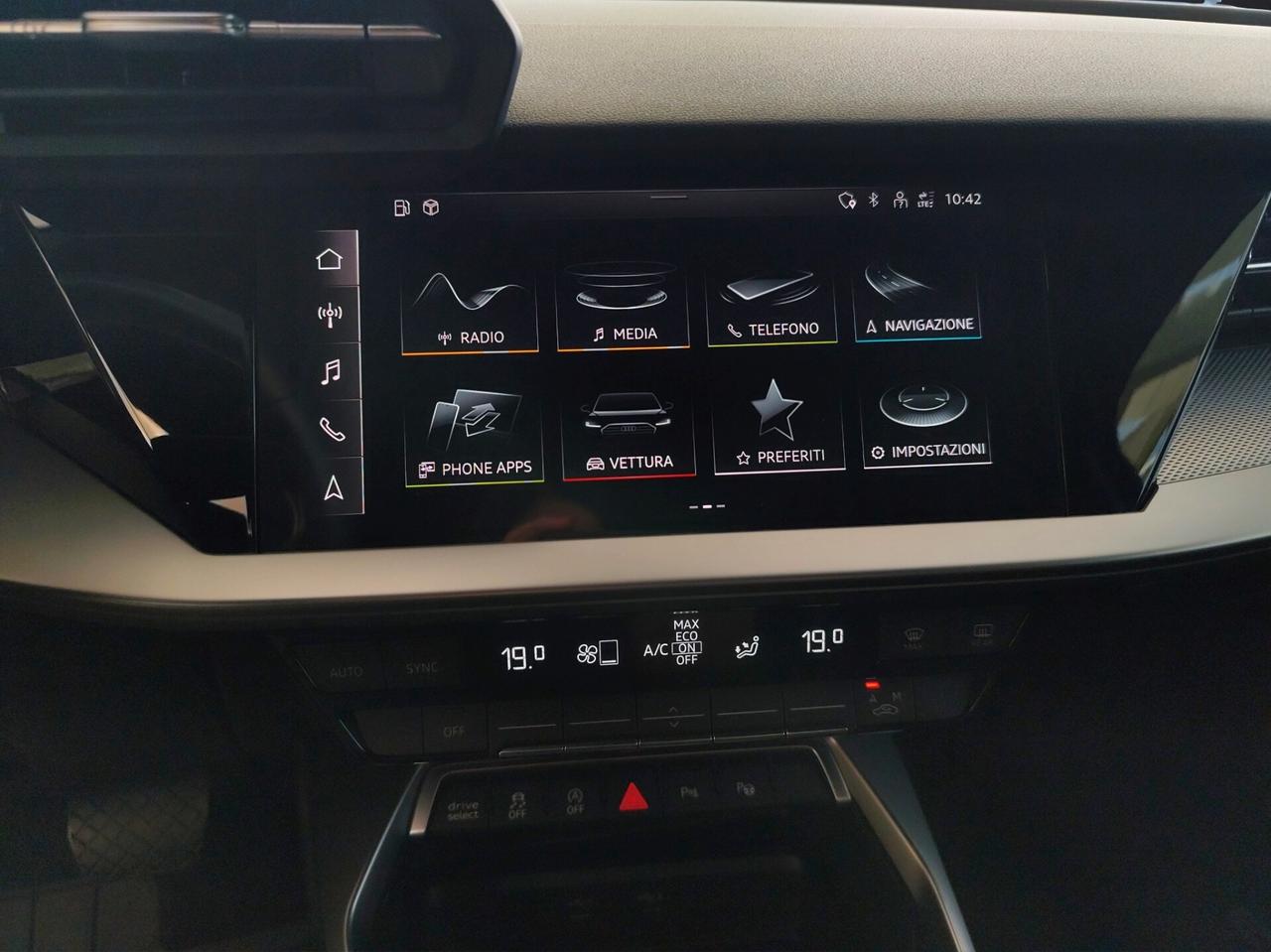 AUDI A3 4ª serie A3 SPB 35 TFSI S tronic S lin...