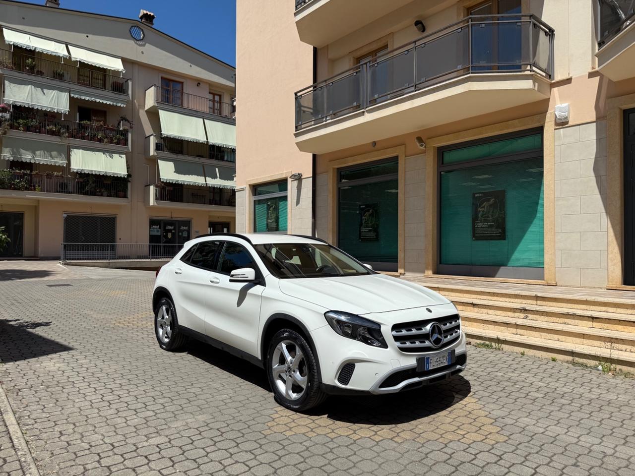 Mercedes-benz GLA 200 GLA 200 d Automatic Business