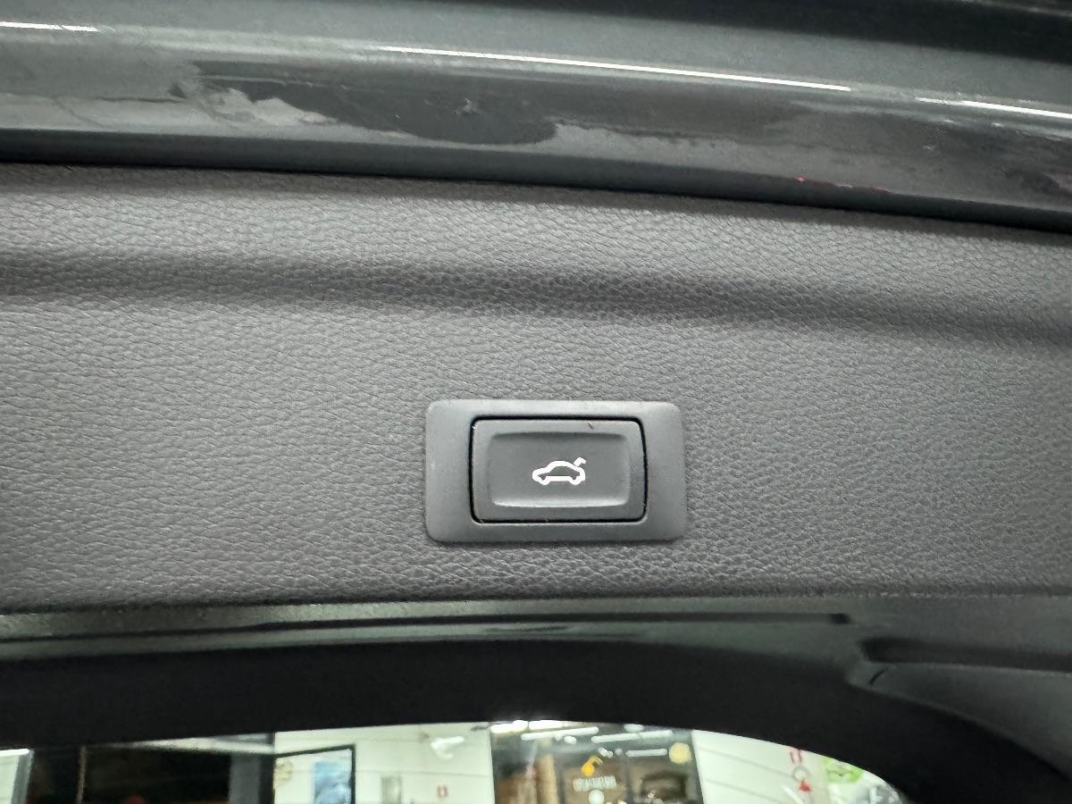 AUDI - Q3 SPORTBACK 35 TDI S tronic Business UNICO PROP/ MATRIX/ CARPLAY