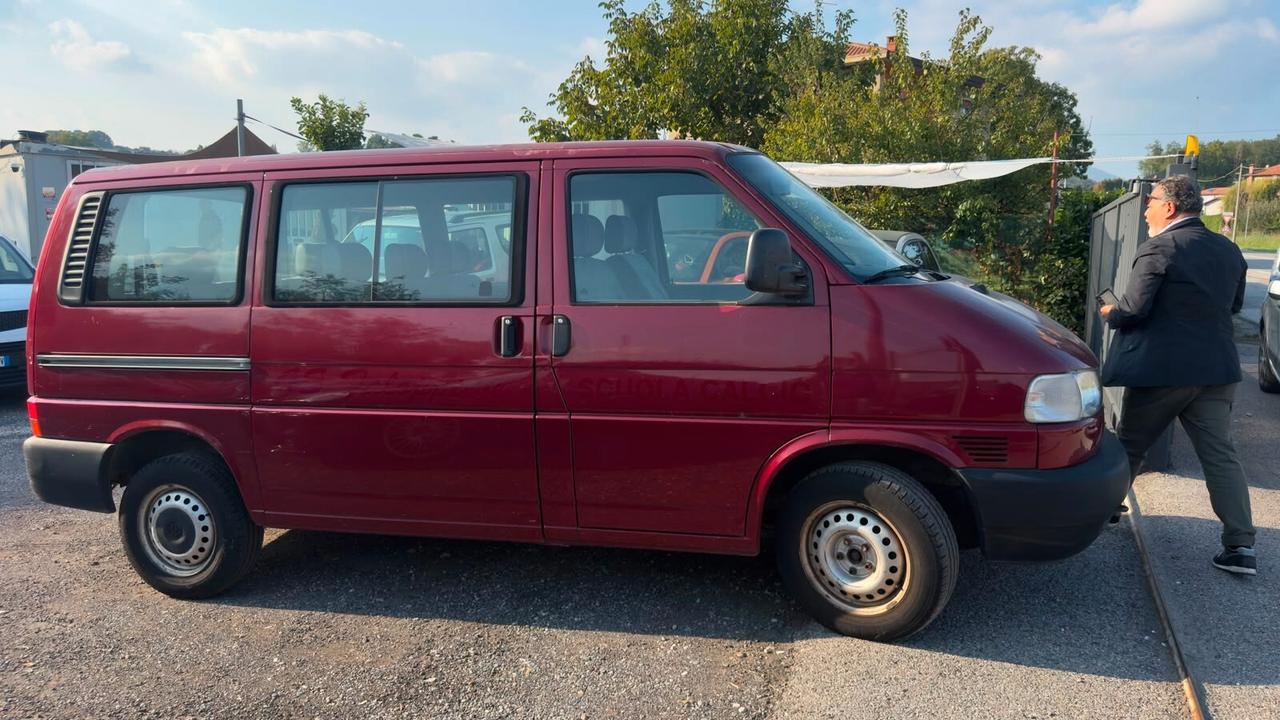 Volkswagen Transporter 1.9 TD cat Caravelle