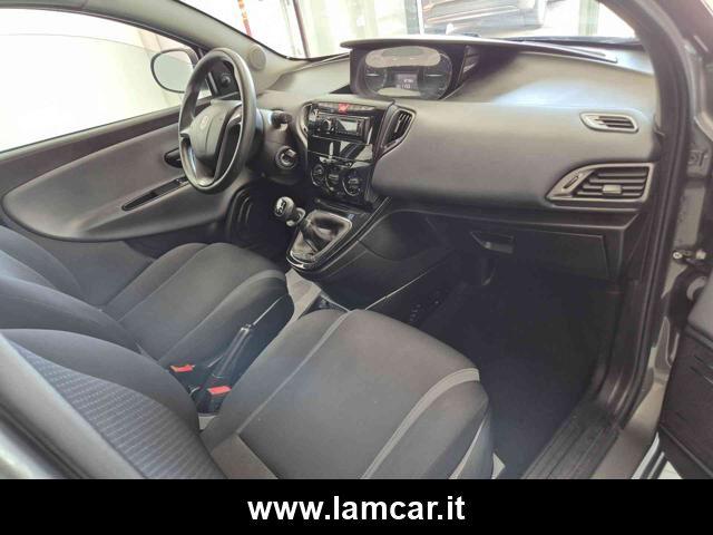 LANCIA Ypsilon 1.2 69 CV 5 porte Gold