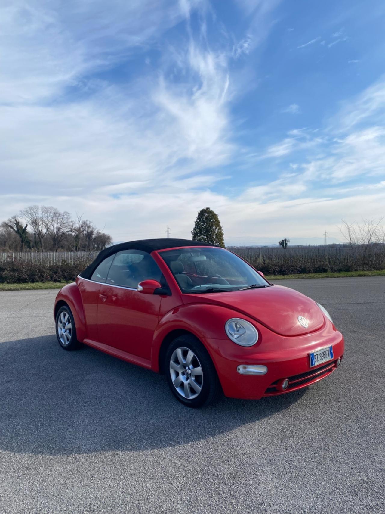 Volkswagen New Beetle 1.6 Cabrio