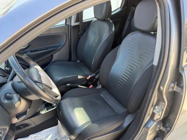 LANCIA Ypsilon Benzina LEGGERE ATTENTAMENTE