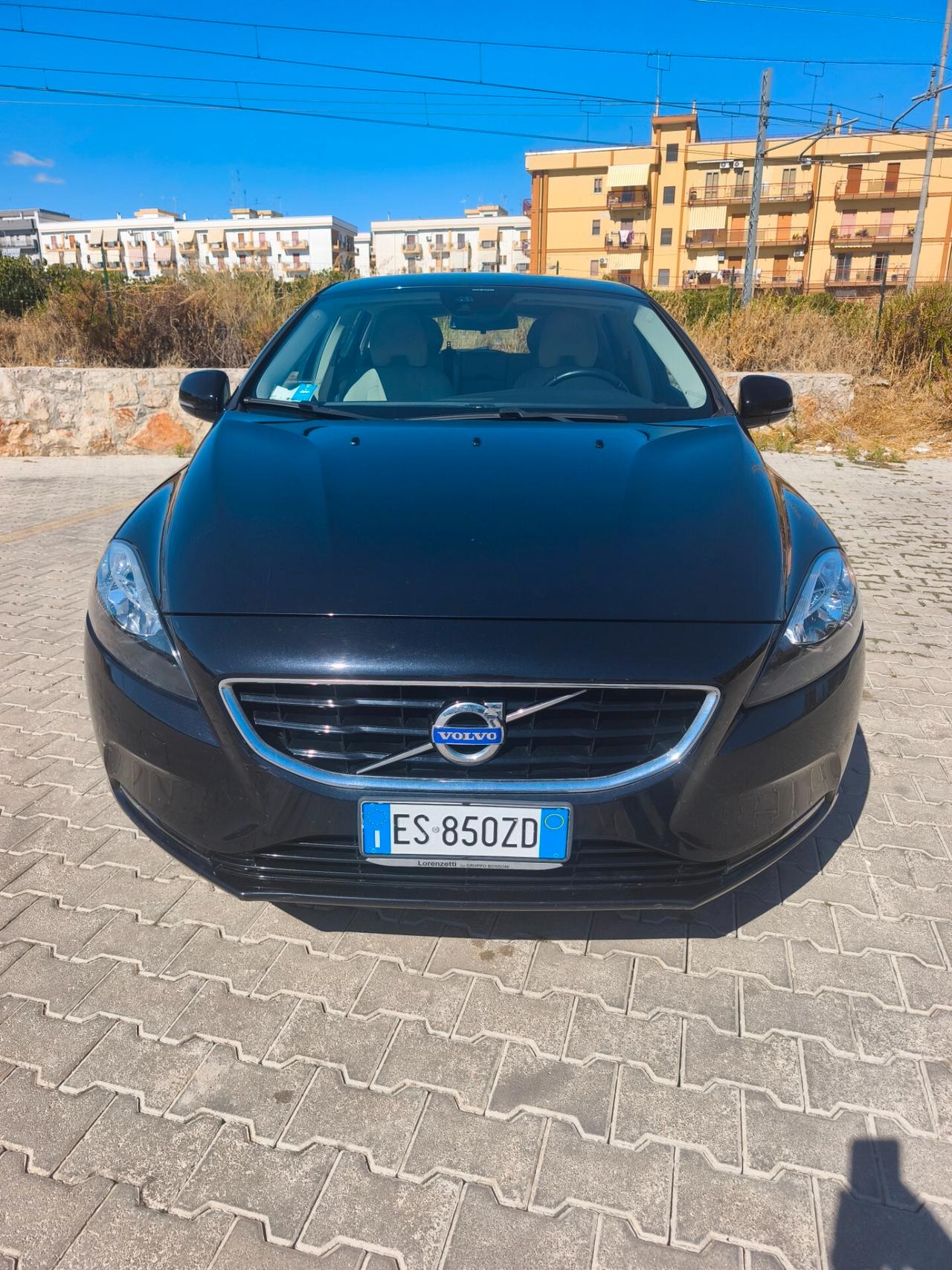 Volvo V40 D2 1.6 115cv MOMENTUM CERTIFICATA 2013