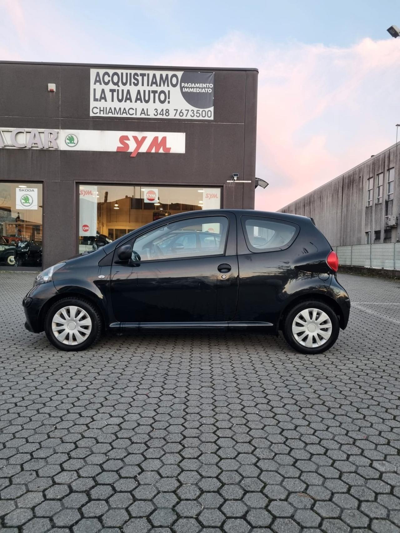 Toyota Aygo 1.0 12V VVT-i 3 porte Sol