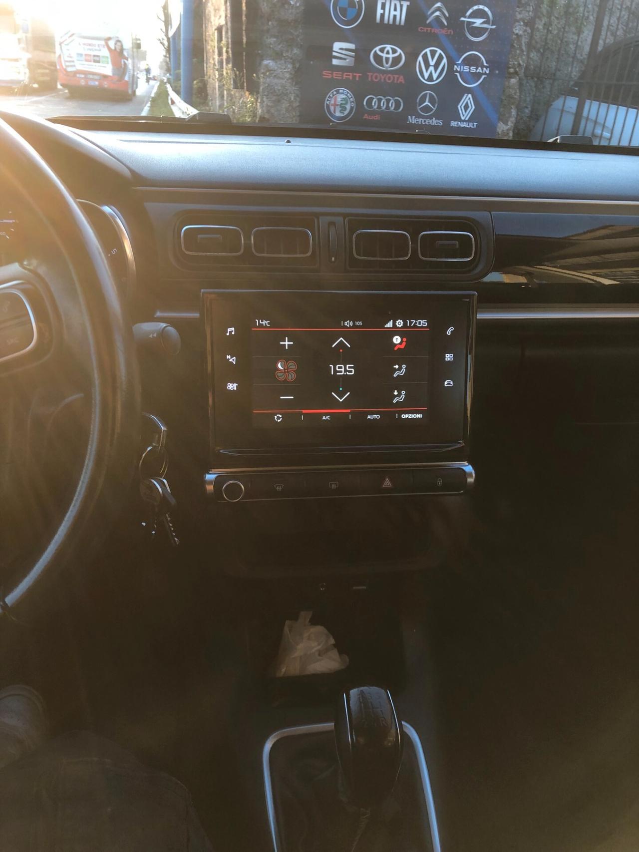 Citroen C3 PureTech 82 GPL Shine