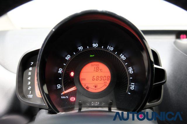TOYOTA Aygo CONNECT 1.0 VVT-i 72 CV 5 PORTE X-WAVE NEOPATENTAT