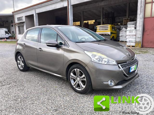 PEUGEOT 208 1.2 puretech vti 5p. Allure