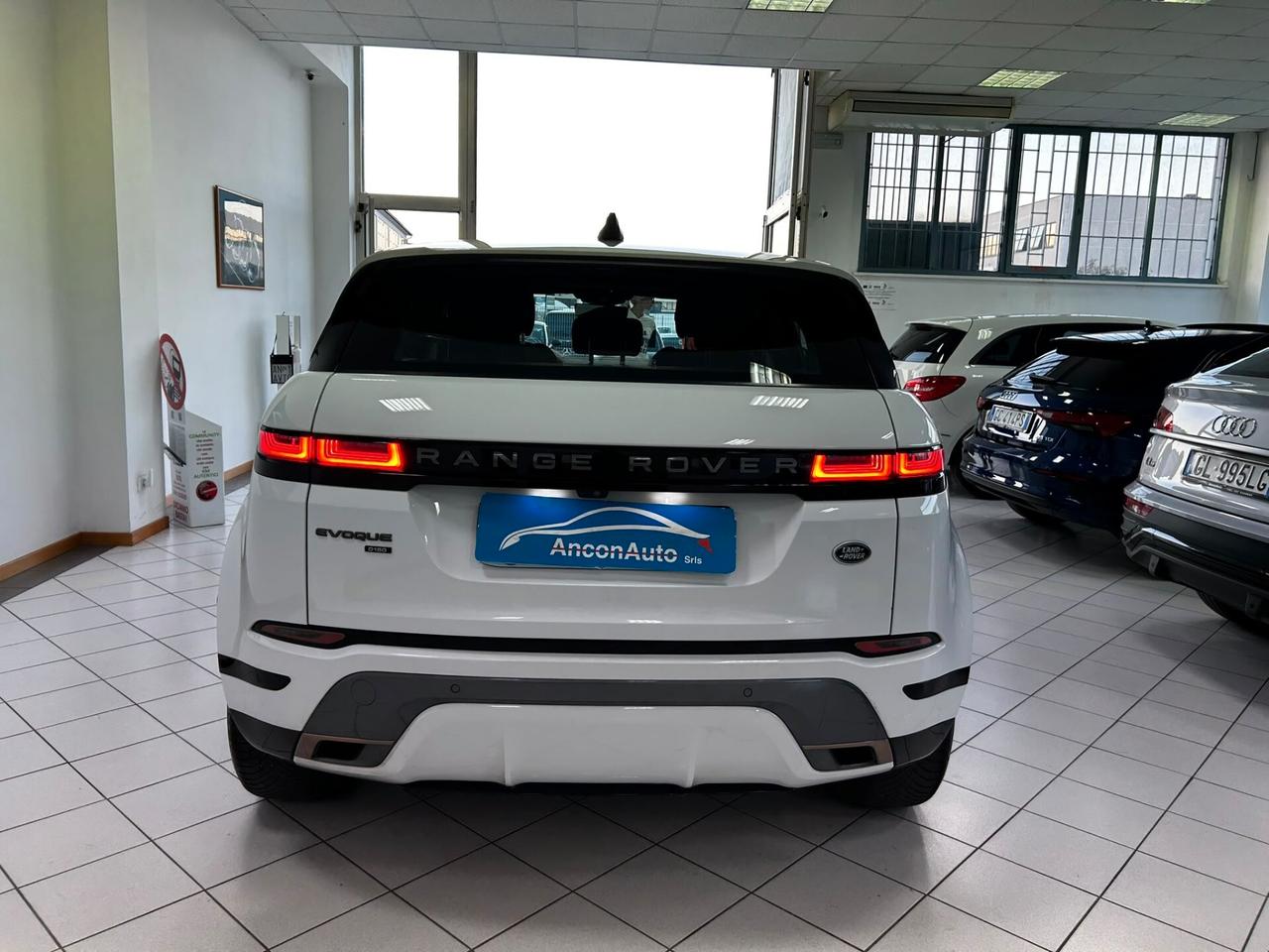 Land Rover Range Evoque 2.0 MHEV AWD R-Dynamic 2019