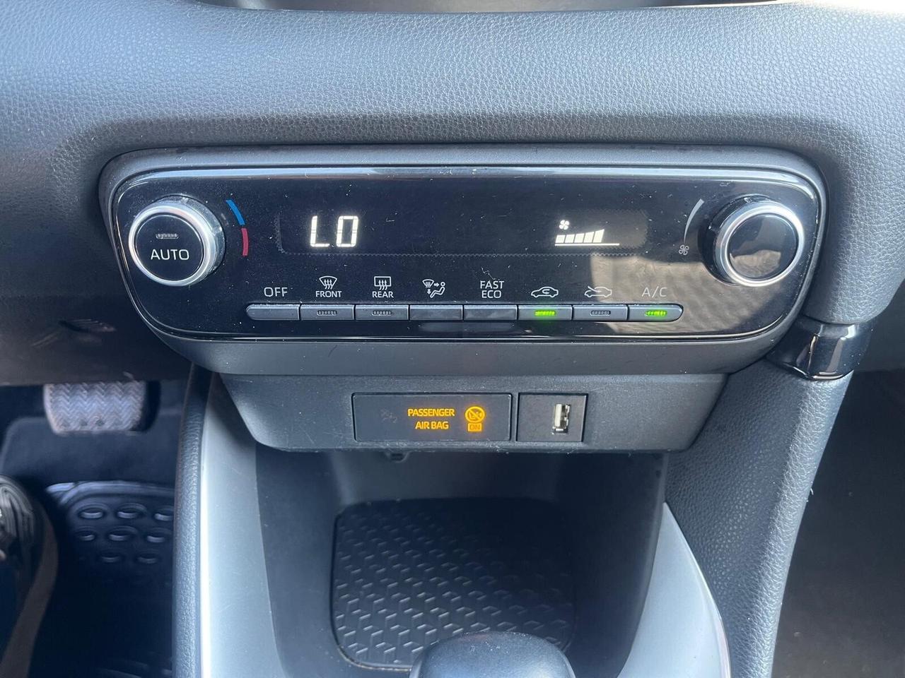 Toyota yaris 4 serie-1.5 hybrid-c.autom-2021